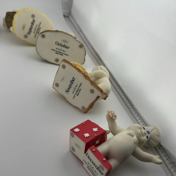 The Pillsbury Doughboy Danbury Mint Ceramic Figurines Jan-Dec 1997 VTG Bundle - Picture 16 of 16
